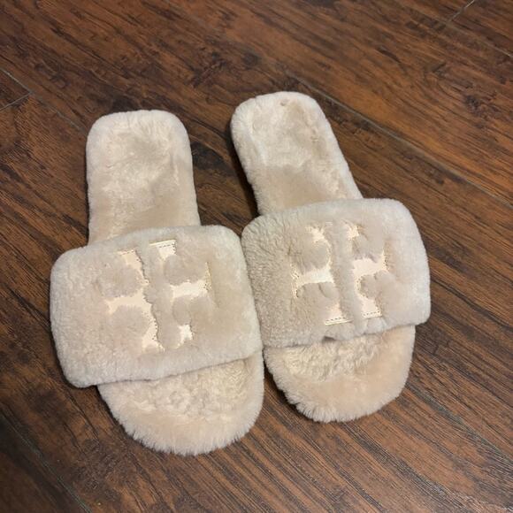 TORY BURCH Women's  Double T Logo Shearling Slides Sandals - Picture 1 of 3